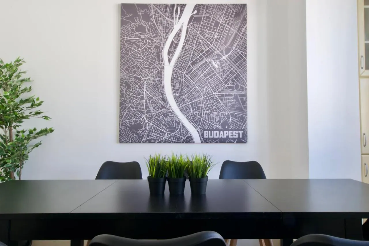 Standard Apartment By Hi5 - Tatra Street Budapest Hungary