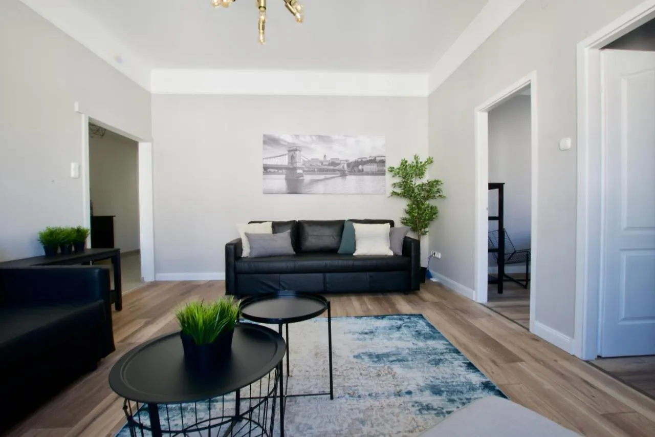 Standard Apartment By Hi5 - Tatra Street contacts